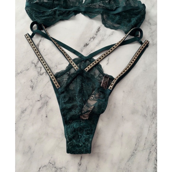 Victorias Secret Green Lace Cut Out Chain Side Strappy Bodysuit Teddy XL - Picture 2 of 6